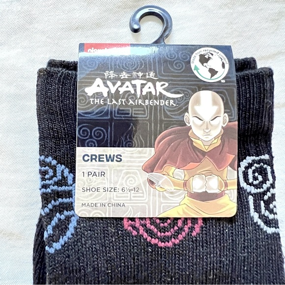 Avatar - Bender Symbol Socks - Picture 3 of 4